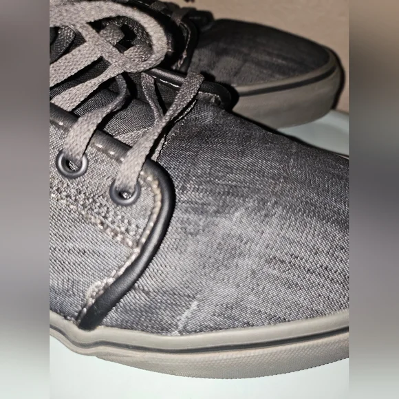 Vans Gray Low-Top Skate Sneakers - Picture 6 of 6